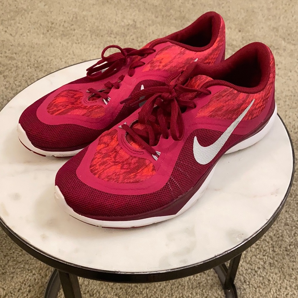 Nike running shoes-women’s.